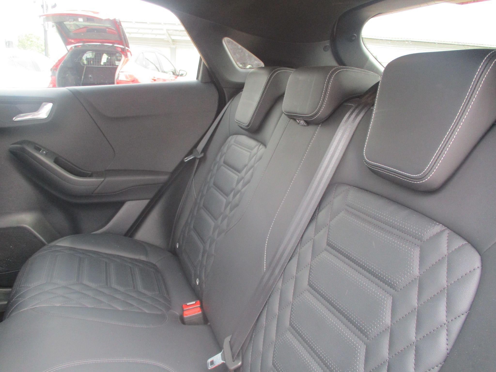 Ford Puma Image 12