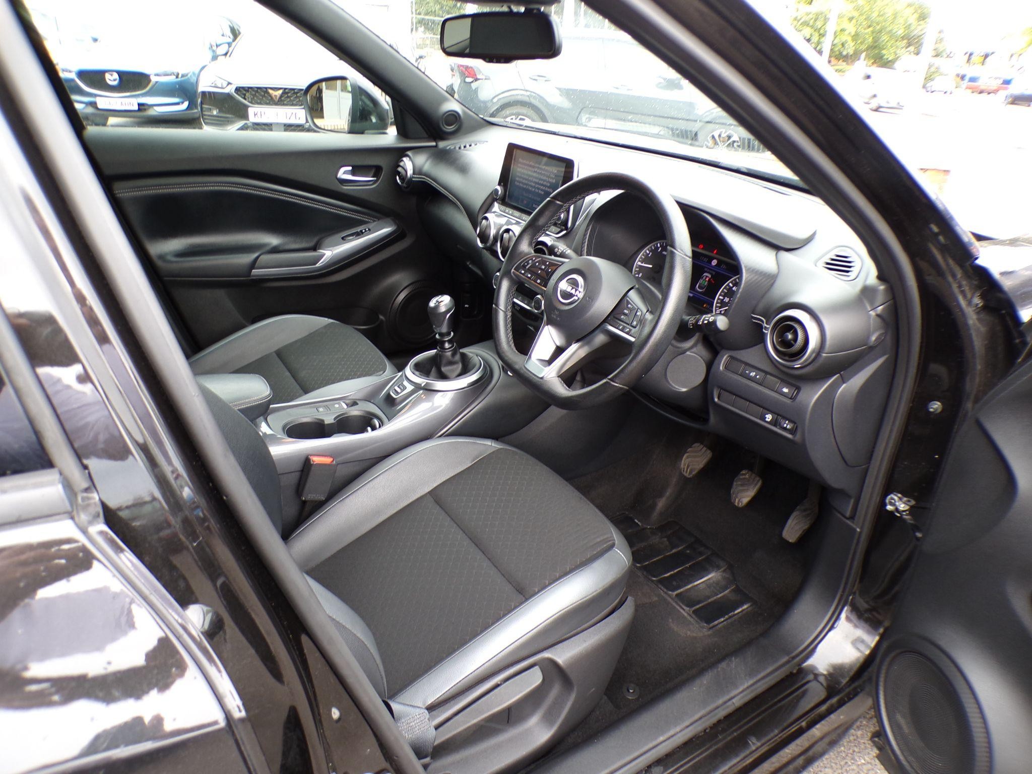 Nissan Juke Image 12