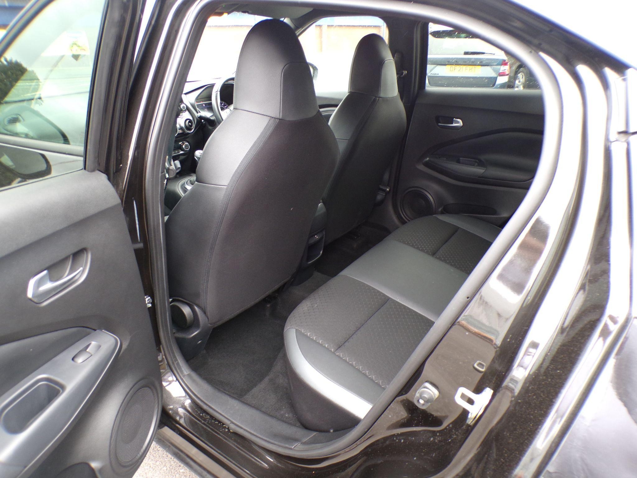 Nissan Juke Image 15