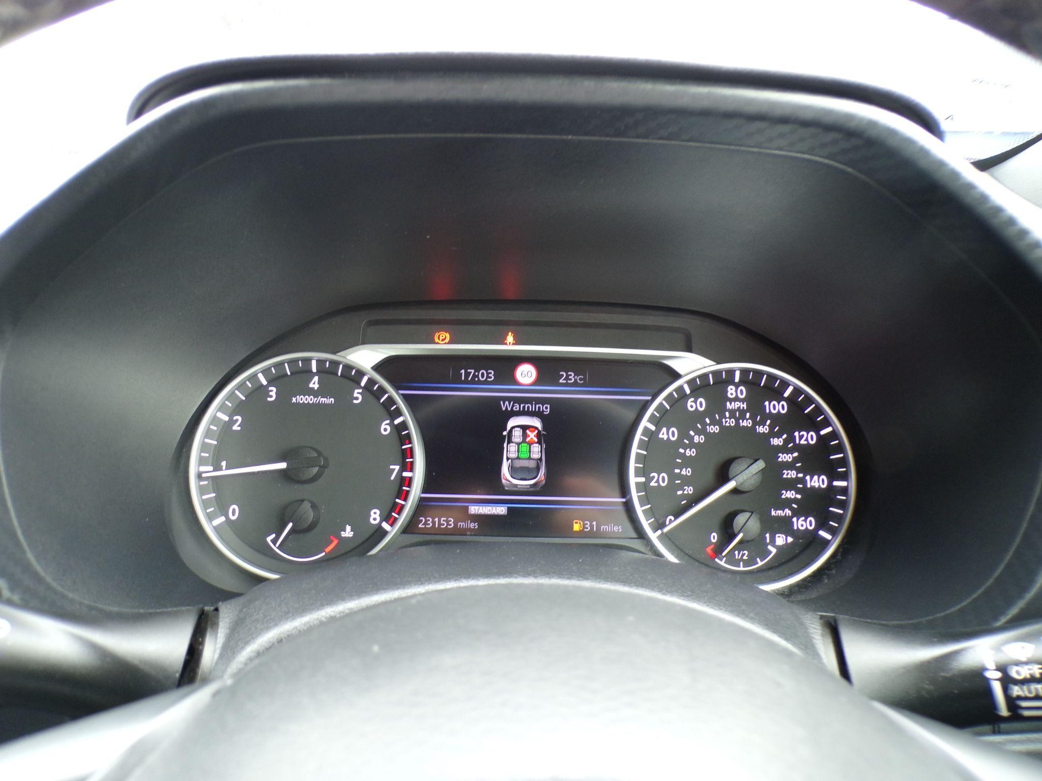 Nissan Juke Image 16