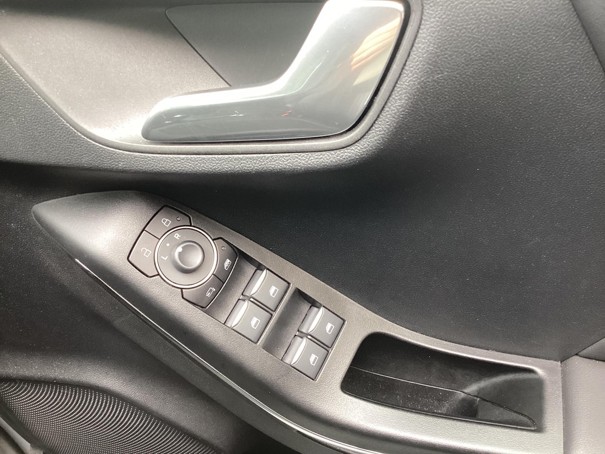 Ford Puma Image 21
