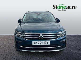 Volkswagen Tiguan 2.0 TDI Elegance DSG Euro 6 (s/s) 5dr MK72URY Image 2