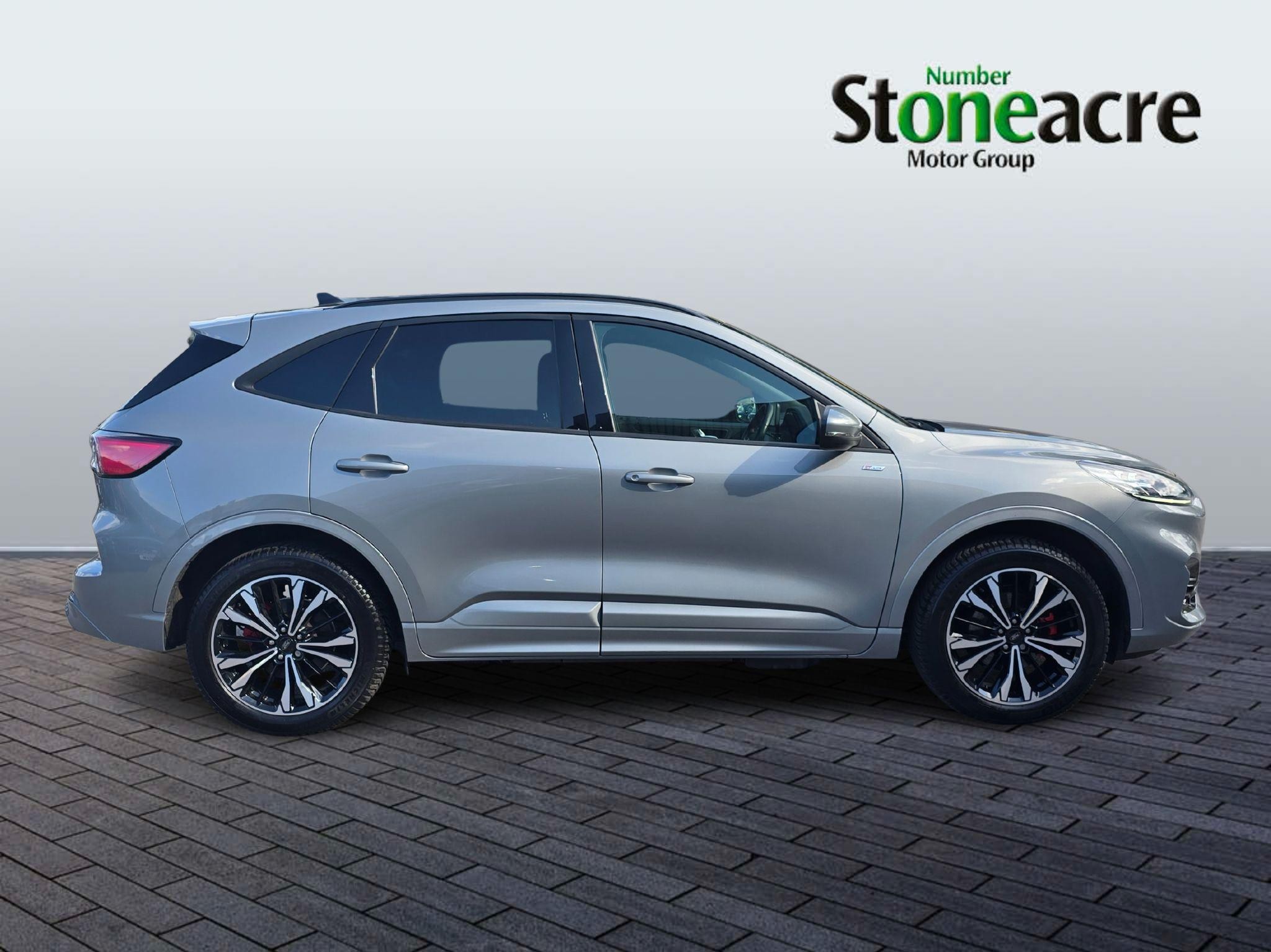 Ford Kuga Image 2