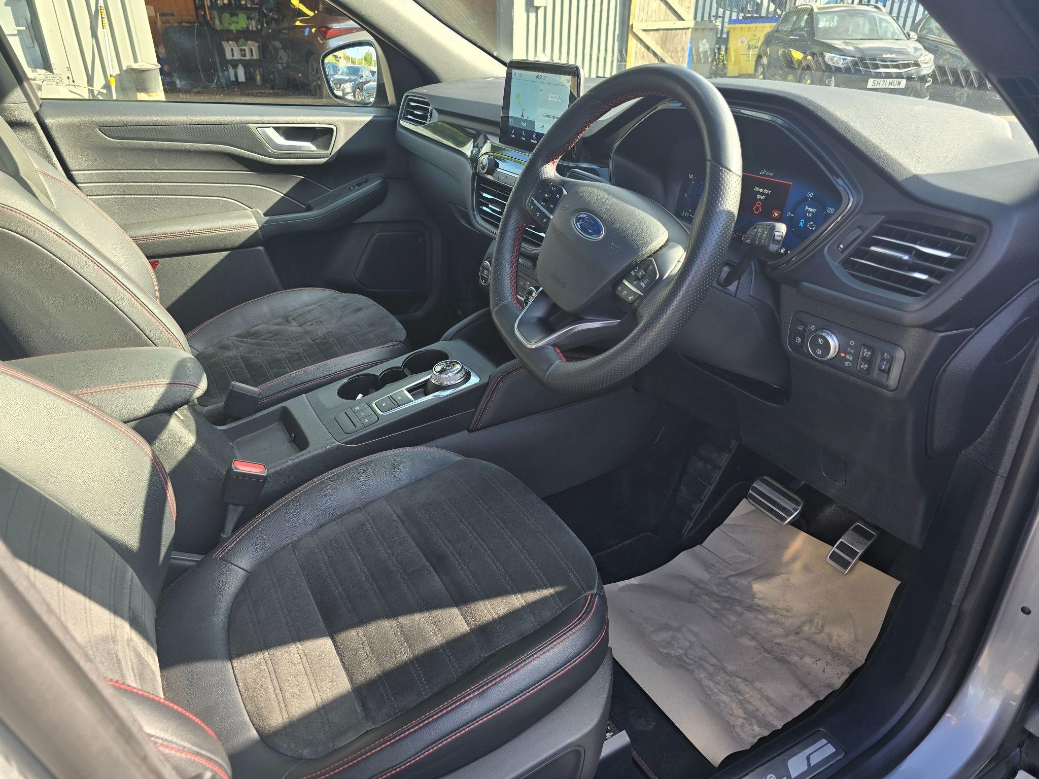 Ford Kuga Image 11