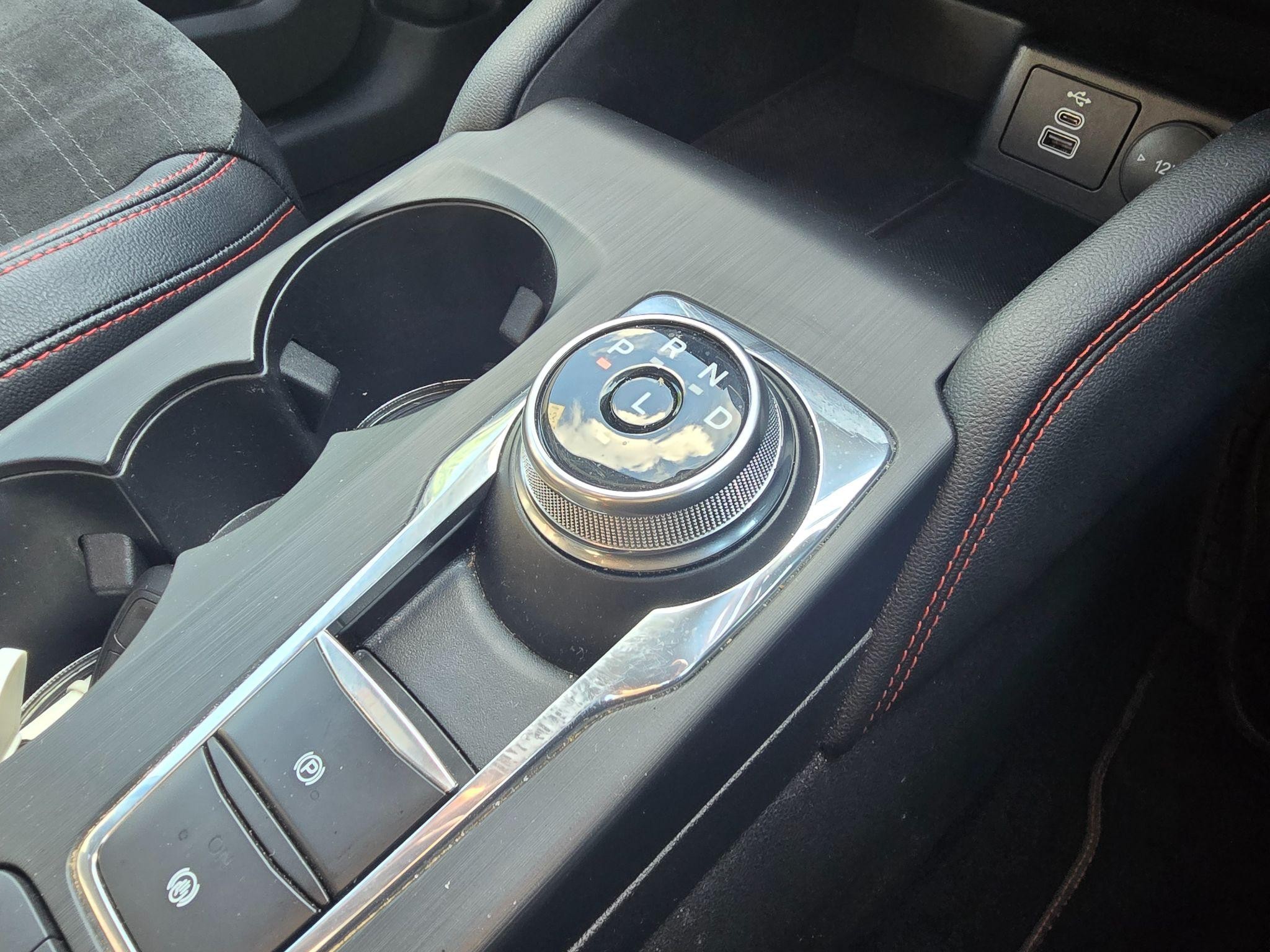 Ford Kuga Image 24