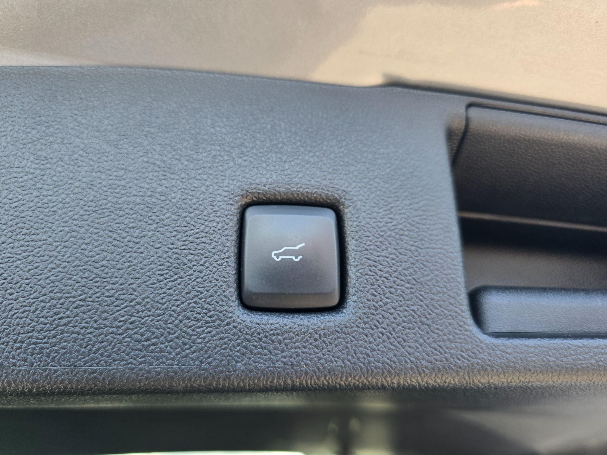 Ford Kuga Image 26
