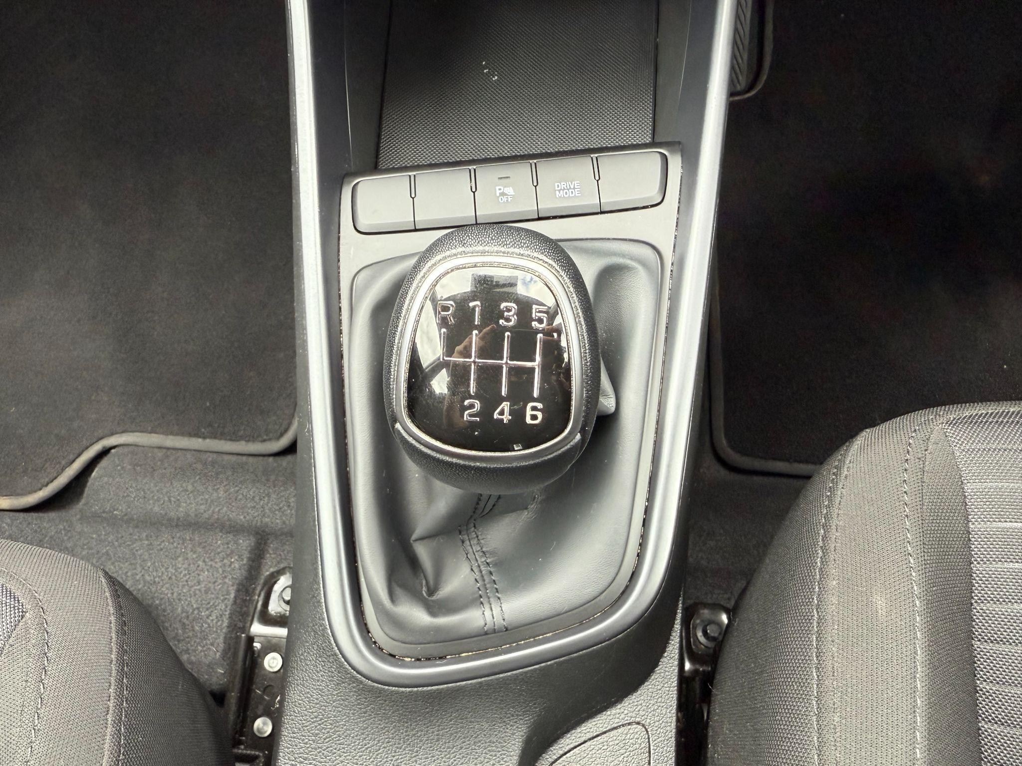 Hyundai i20 Image 12
