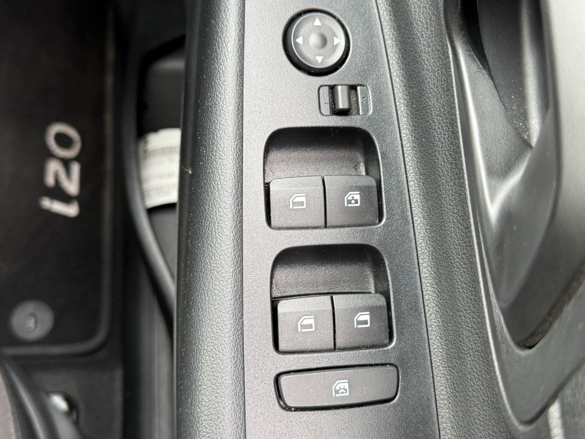 Hyundai i20 Image 19