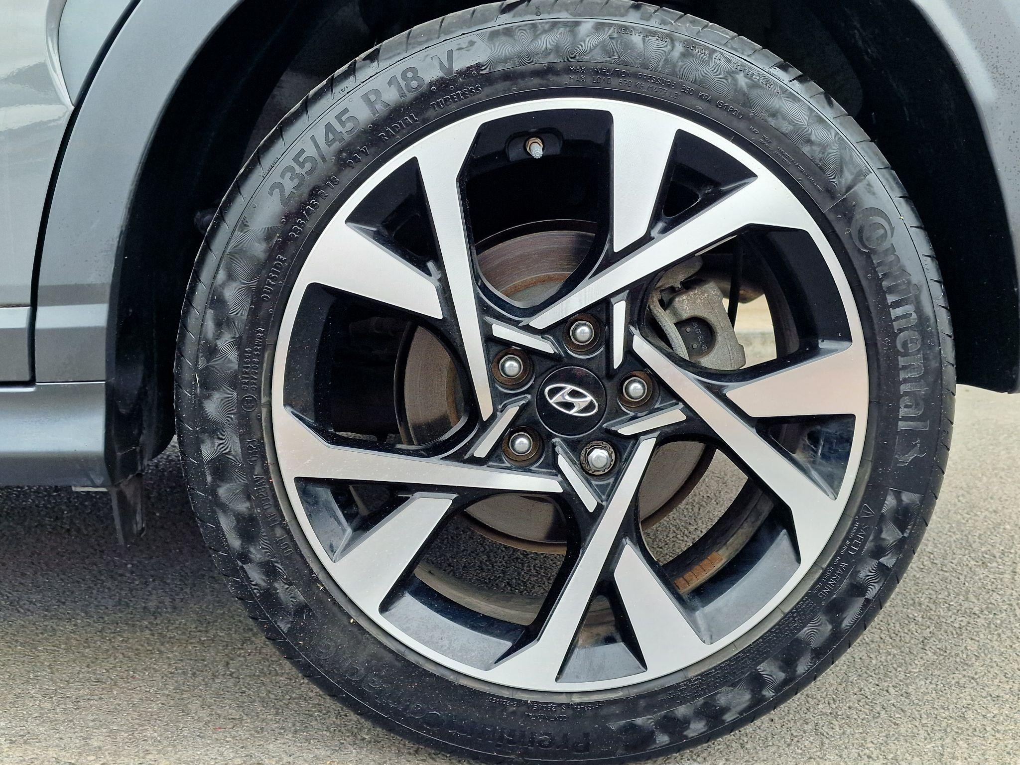 Hyundai KONA Image 18