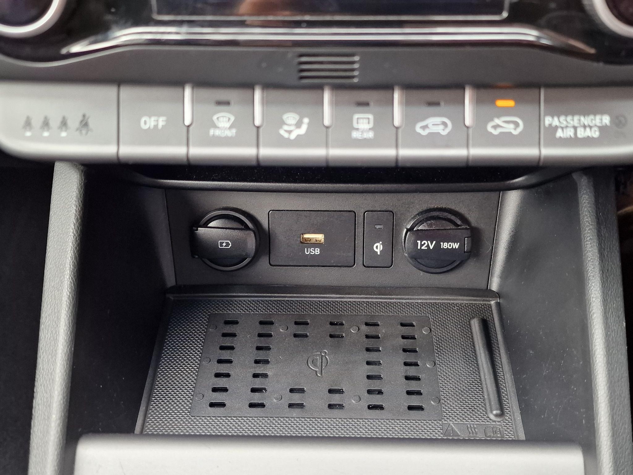 Hyundai KONA Image 21
