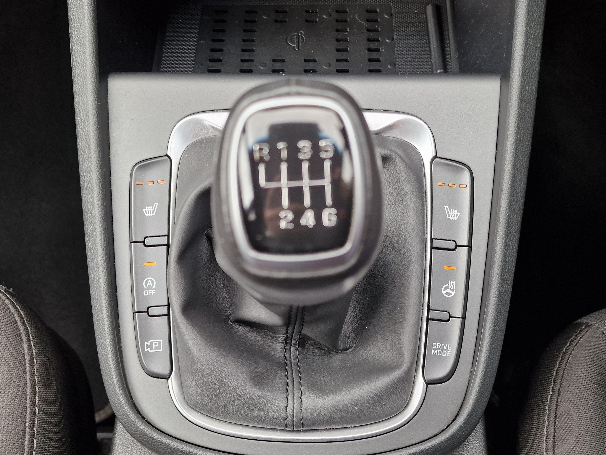 Hyundai KONA Image 22