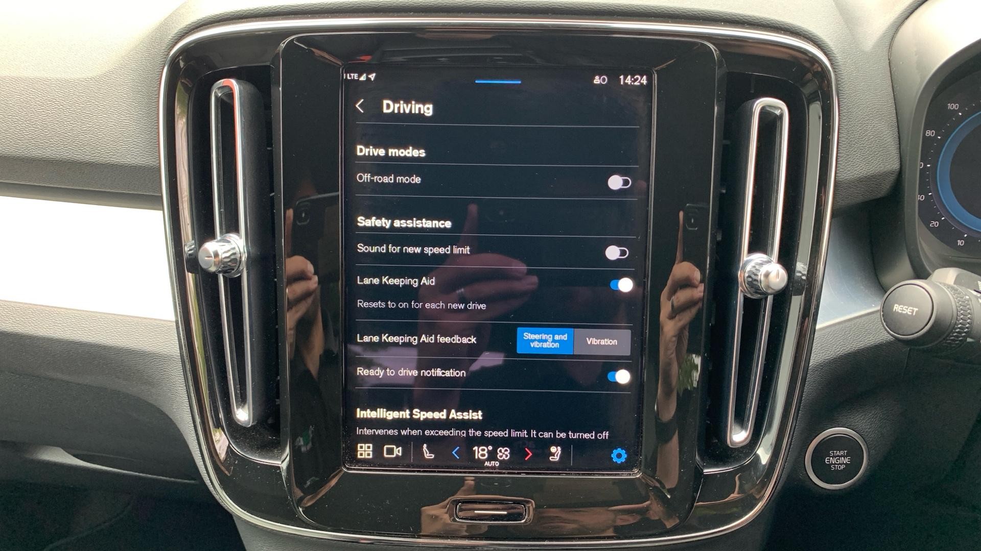 Volvo XC40 Image 17