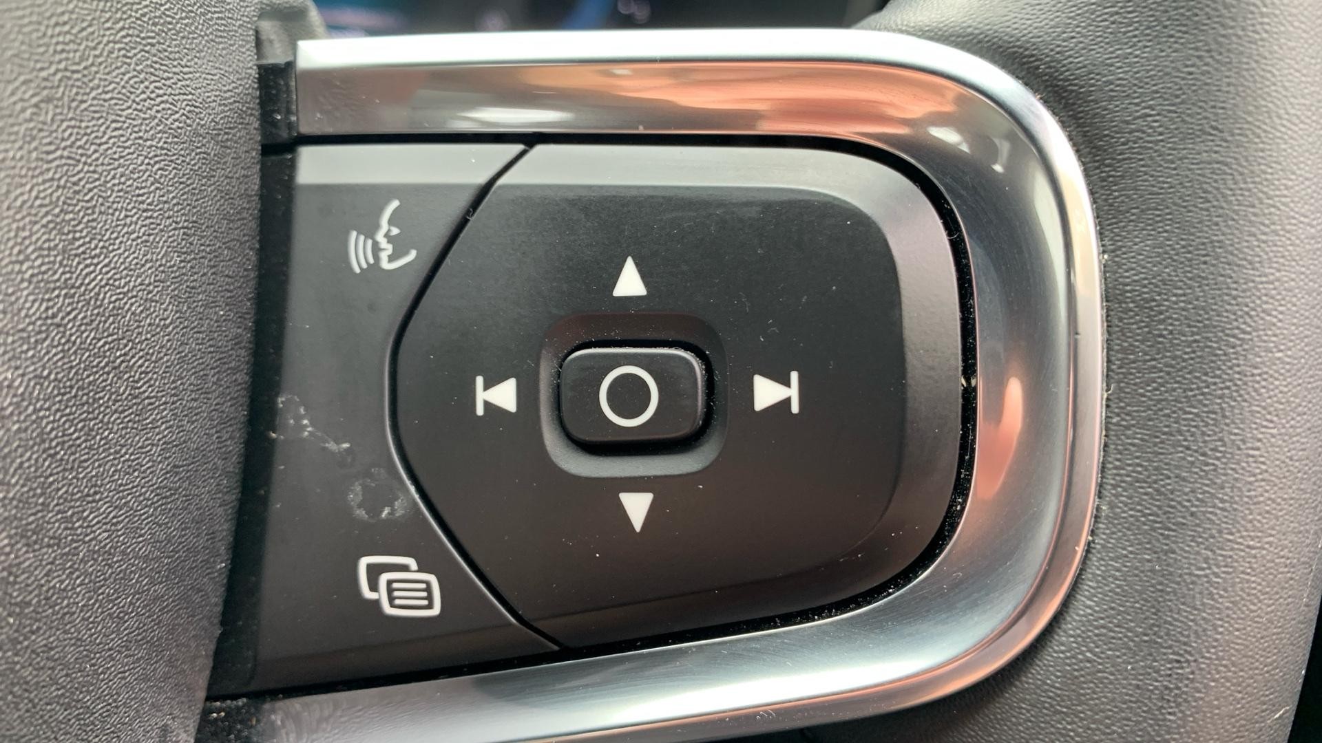 Volvo XC40 Image 22