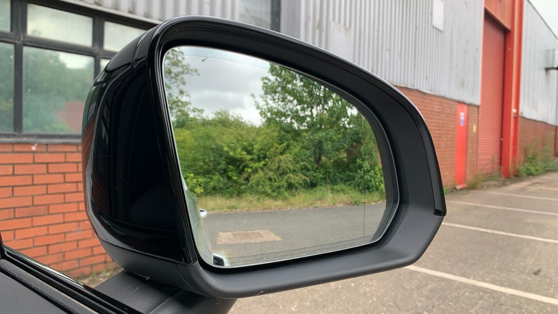 Volvo XC40 Image 32