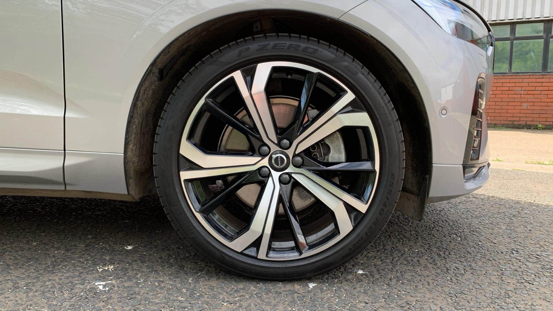 Volvo XC60 Image 9