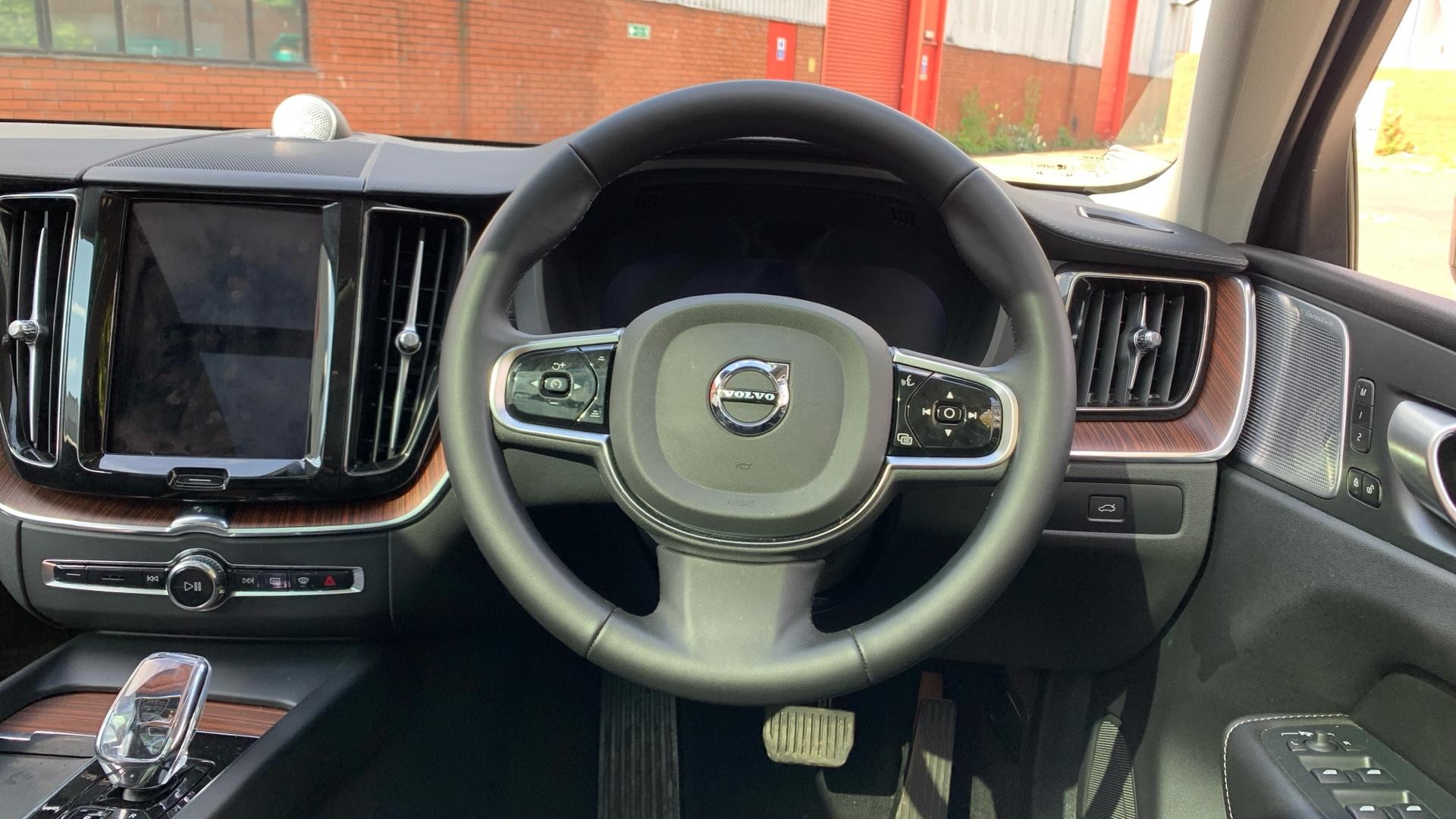 Volvo XC60 Image 10