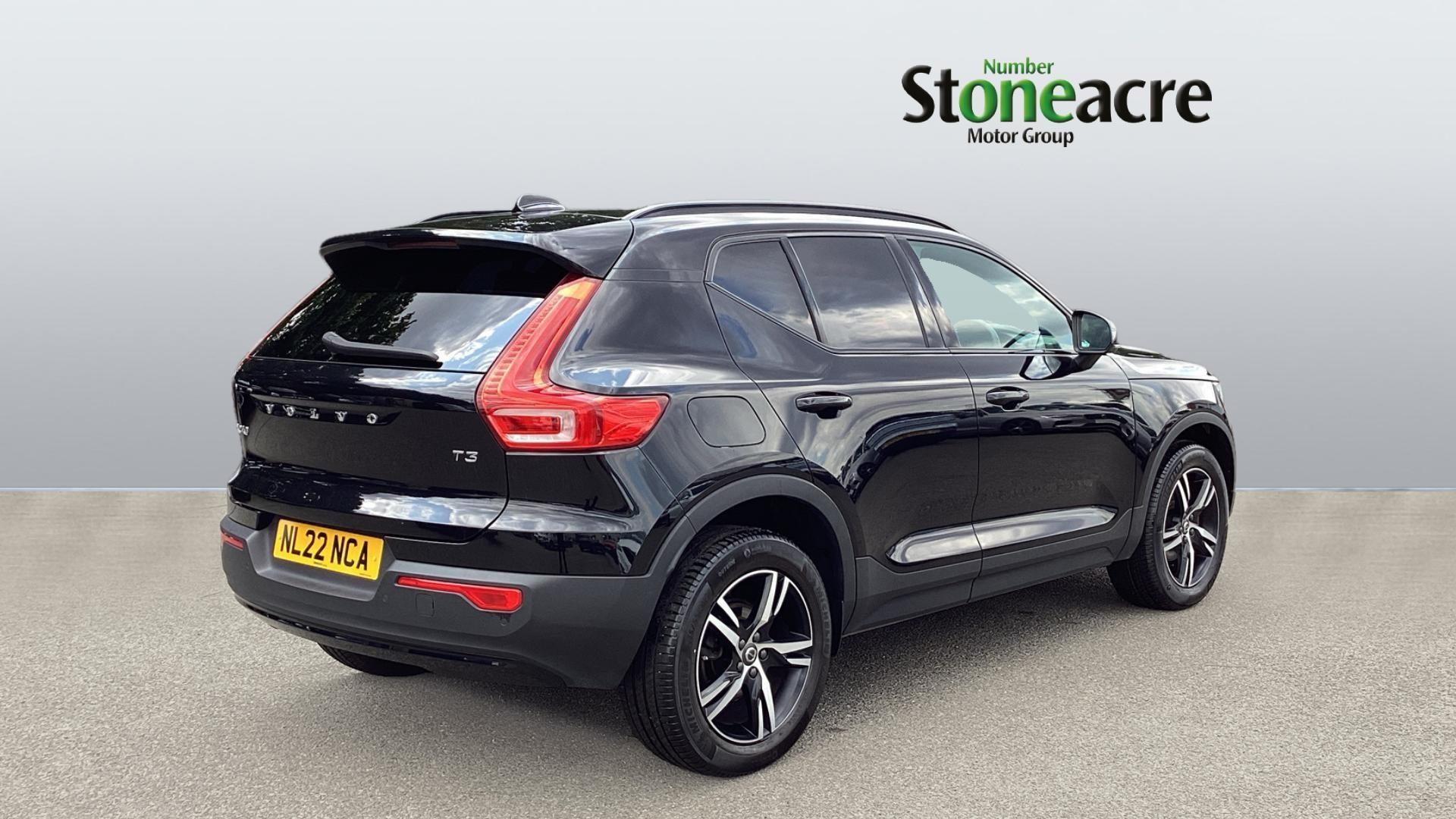 Volvo XC40 Image 2