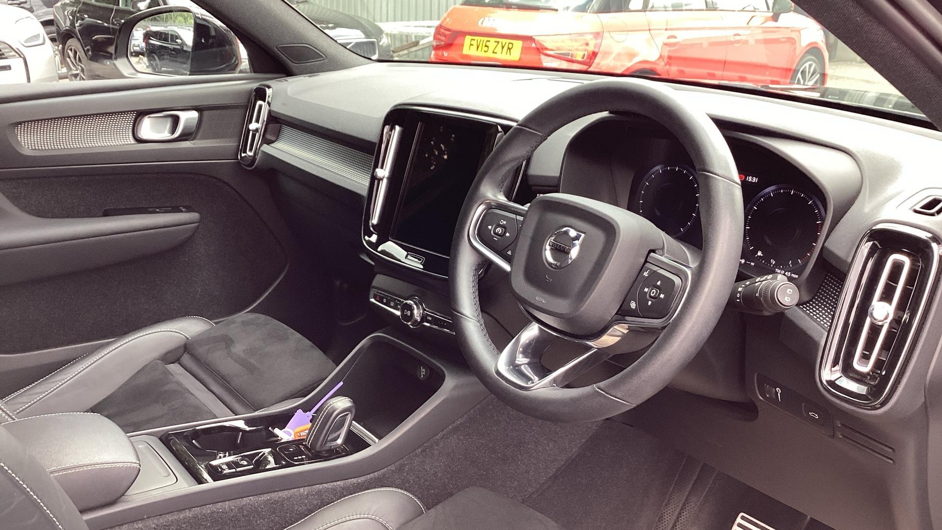 Volvo XC40 Image 4
