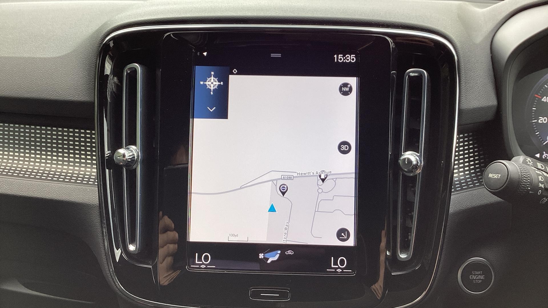 Volvo XC40 Image 17