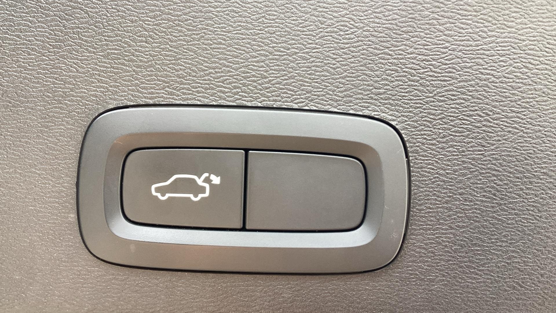 Volvo XC40 Image 33