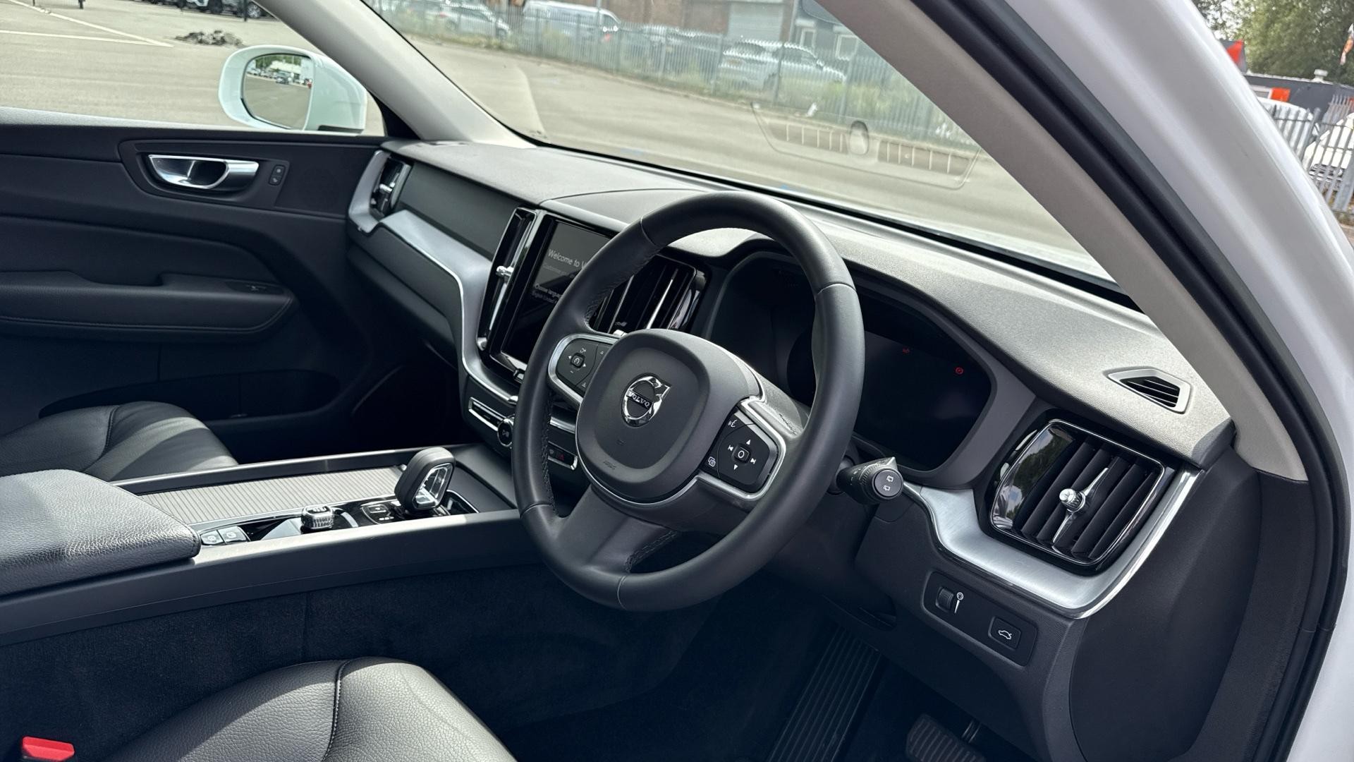 Volvo XC60 Image 4