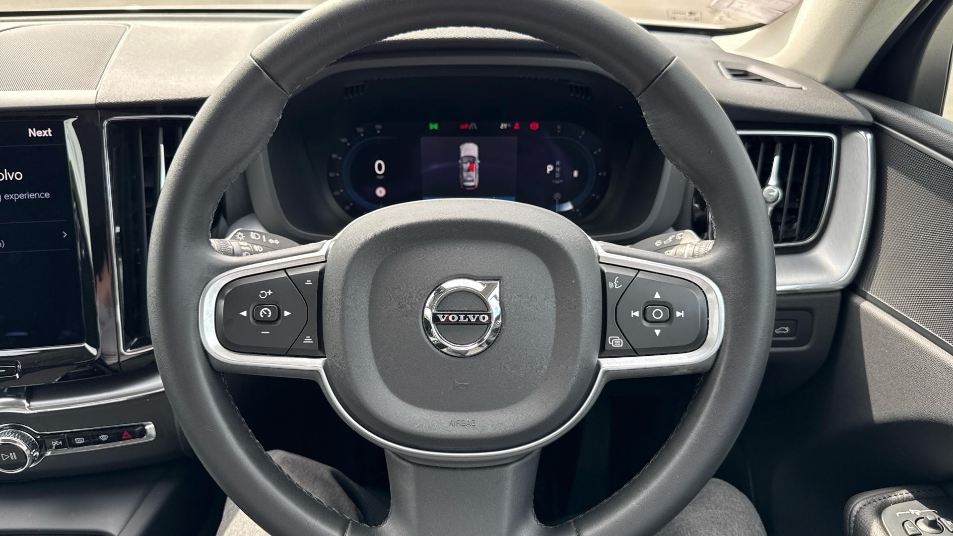 Volvo XC60 Image 10