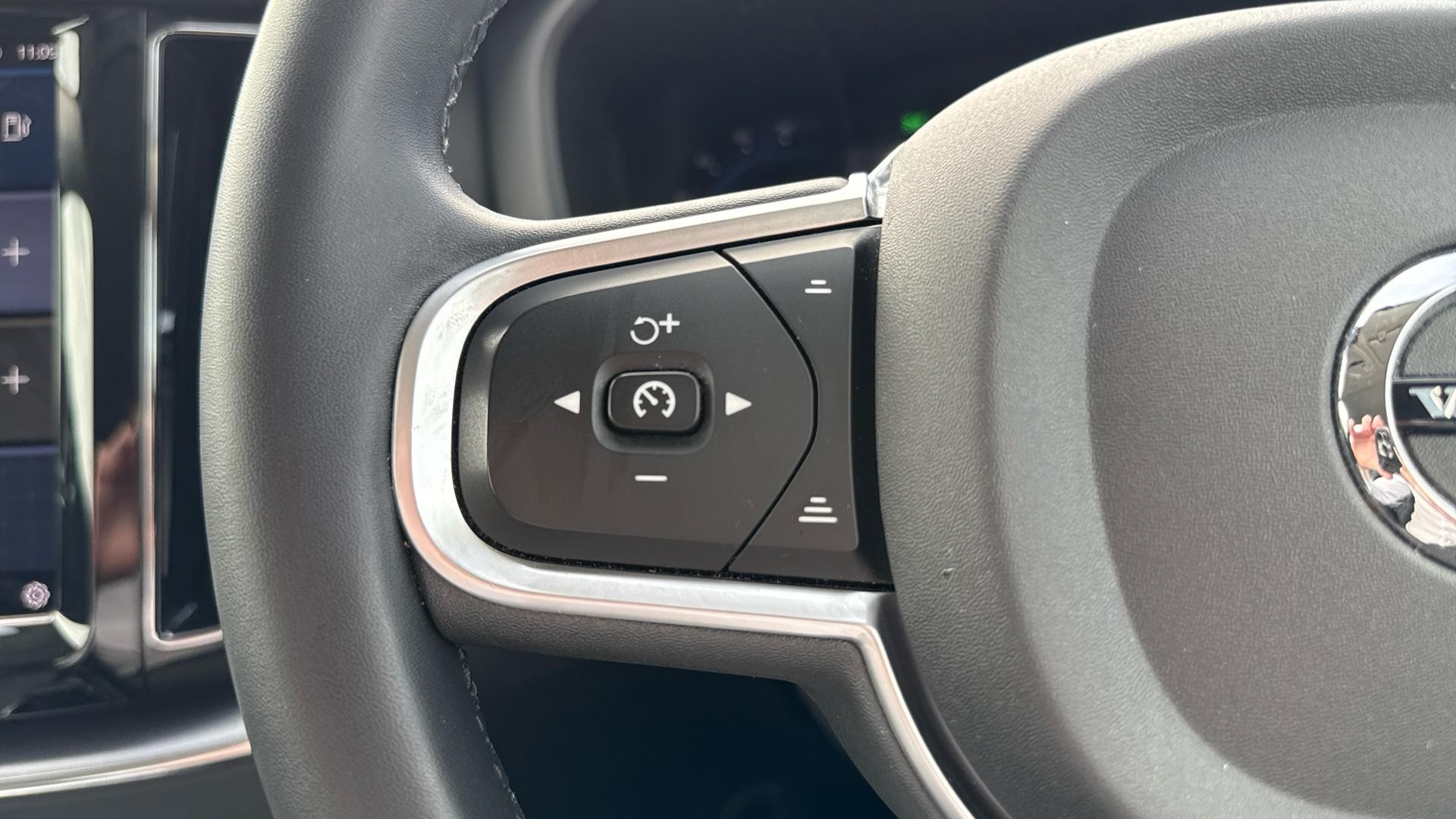 Volvo XC60 Image 16