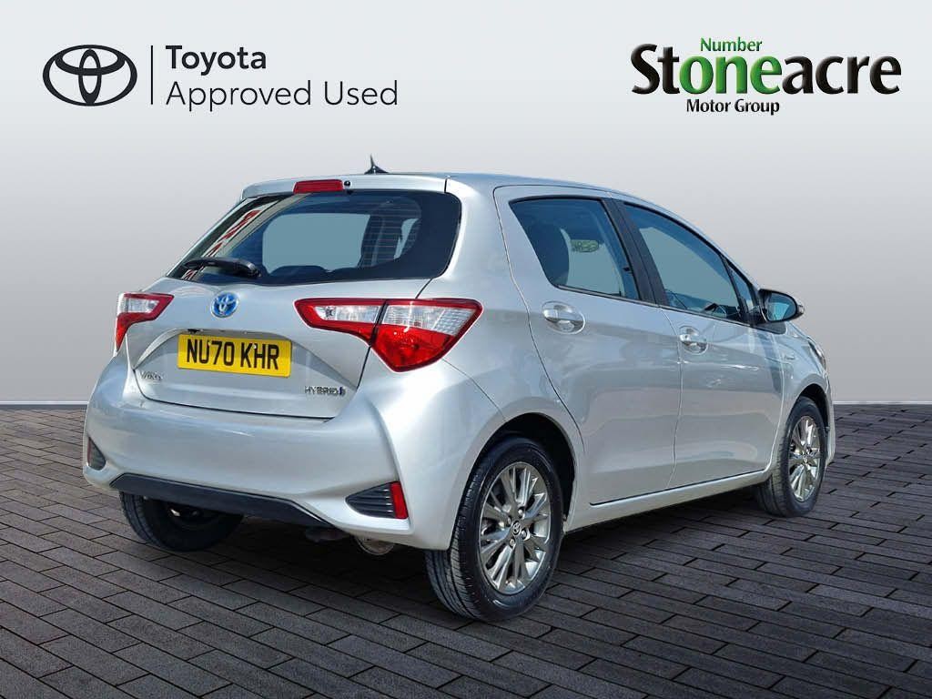 Toyota Yaris Image 4
