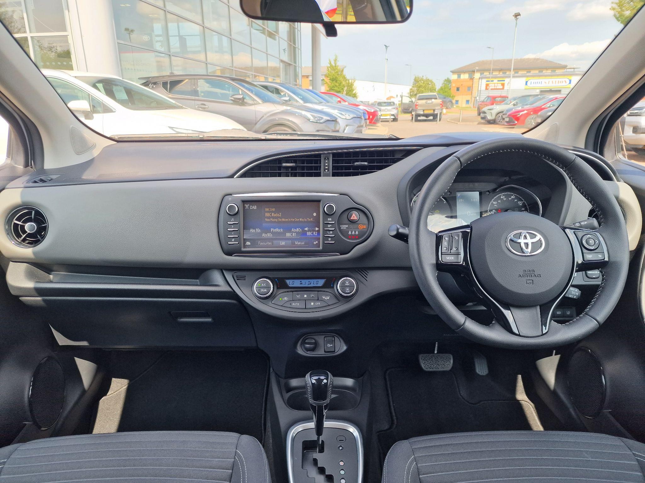 Toyota Yaris Image 7