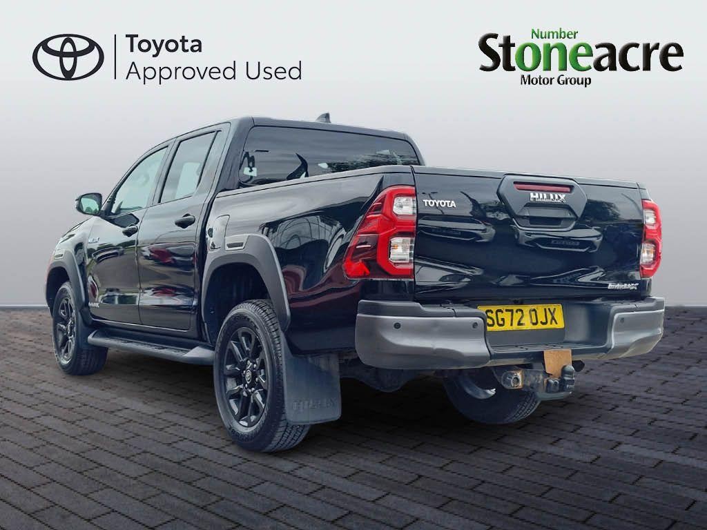 Toyota Hilux Image 6