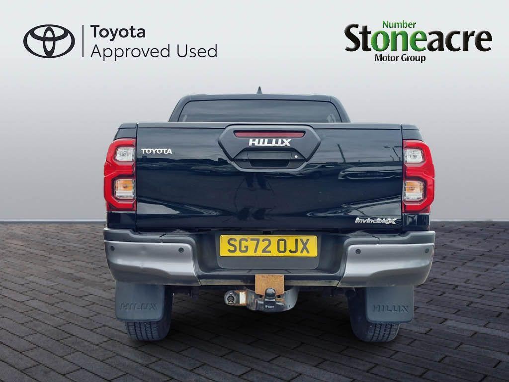 Toyota Hilux Image 21