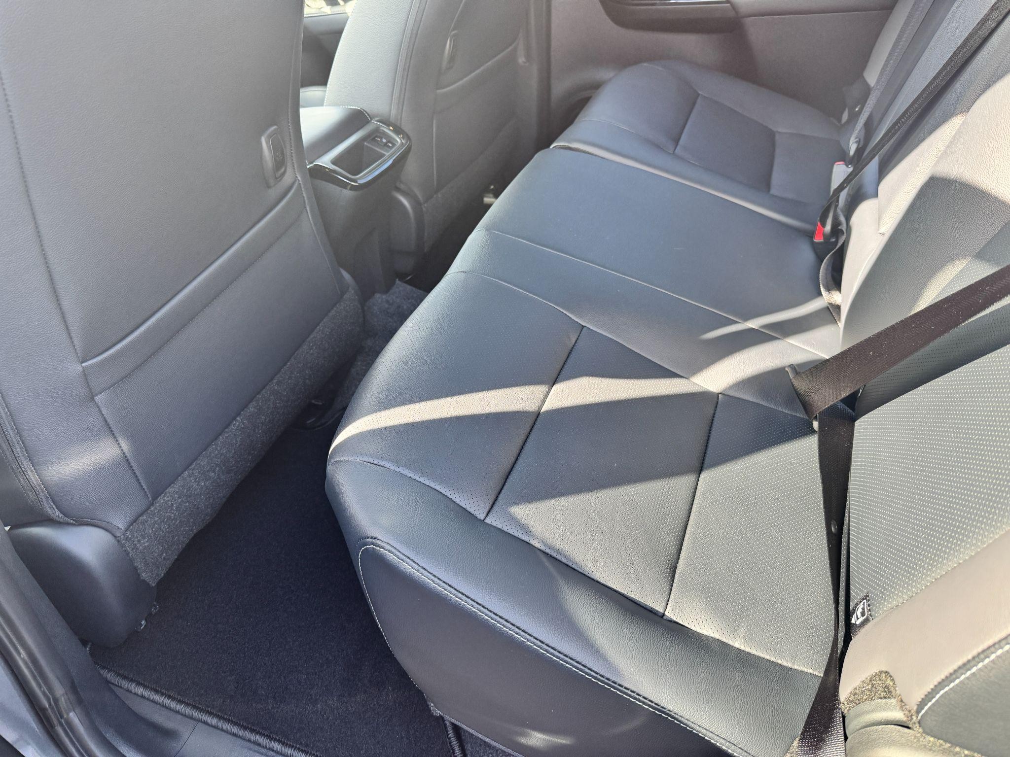 Toyota Hilux Image 15