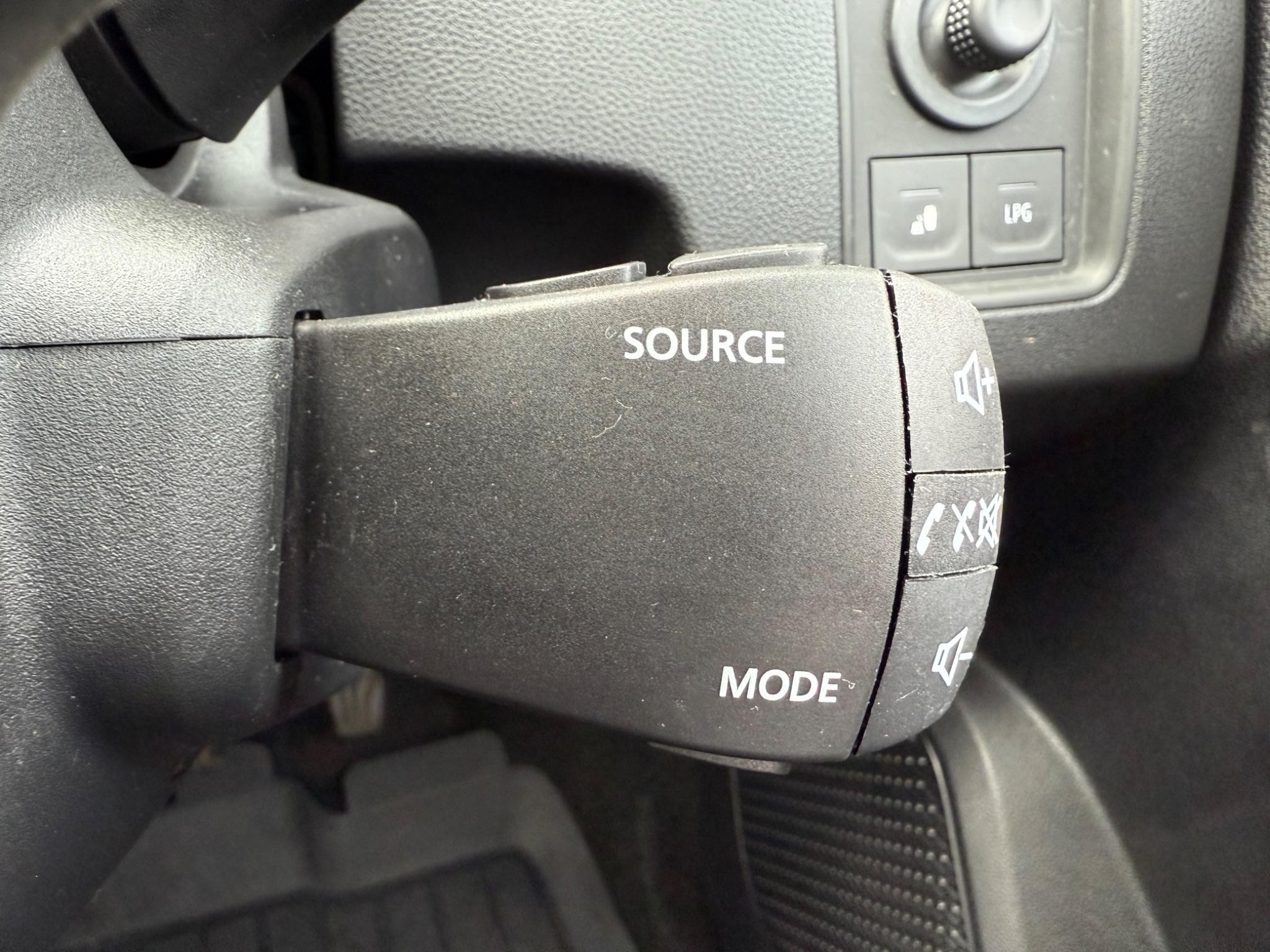 Dacia Duster Image 41