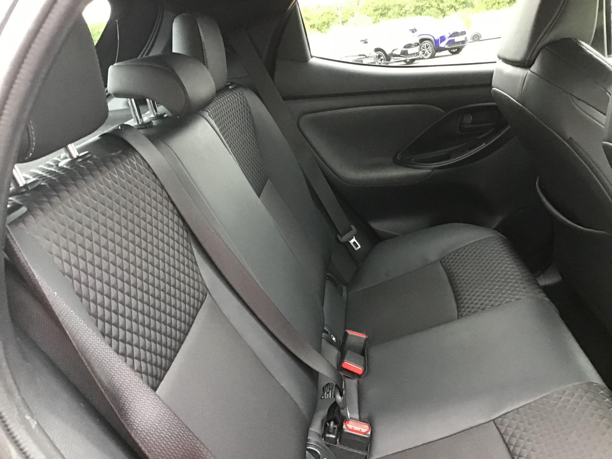 Toyota Yaris Image 19