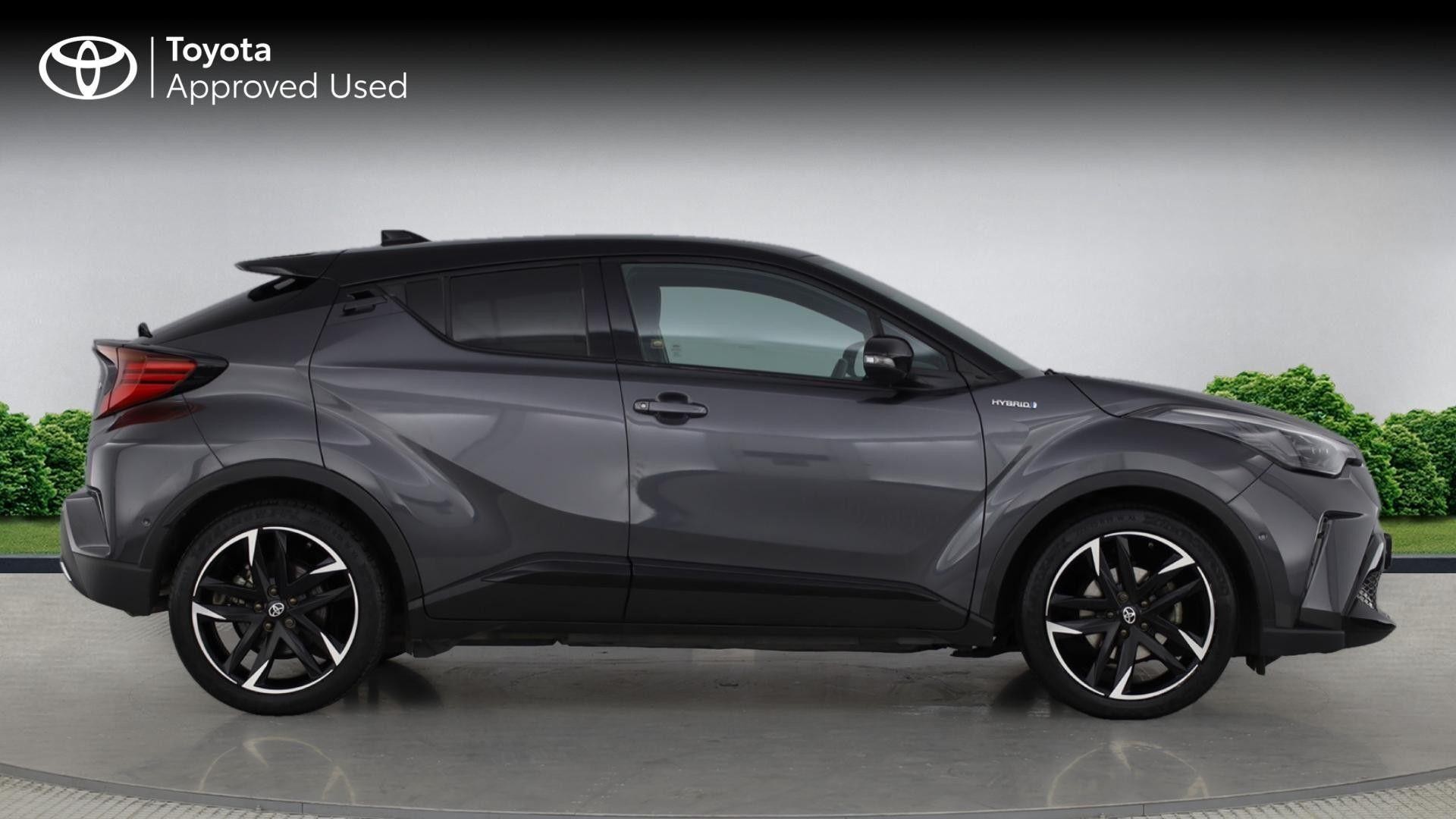 Toyota C-HR Image 4