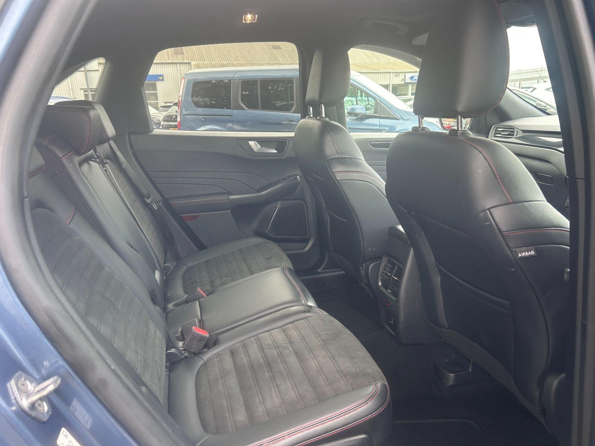 Ford Kuga Image 25