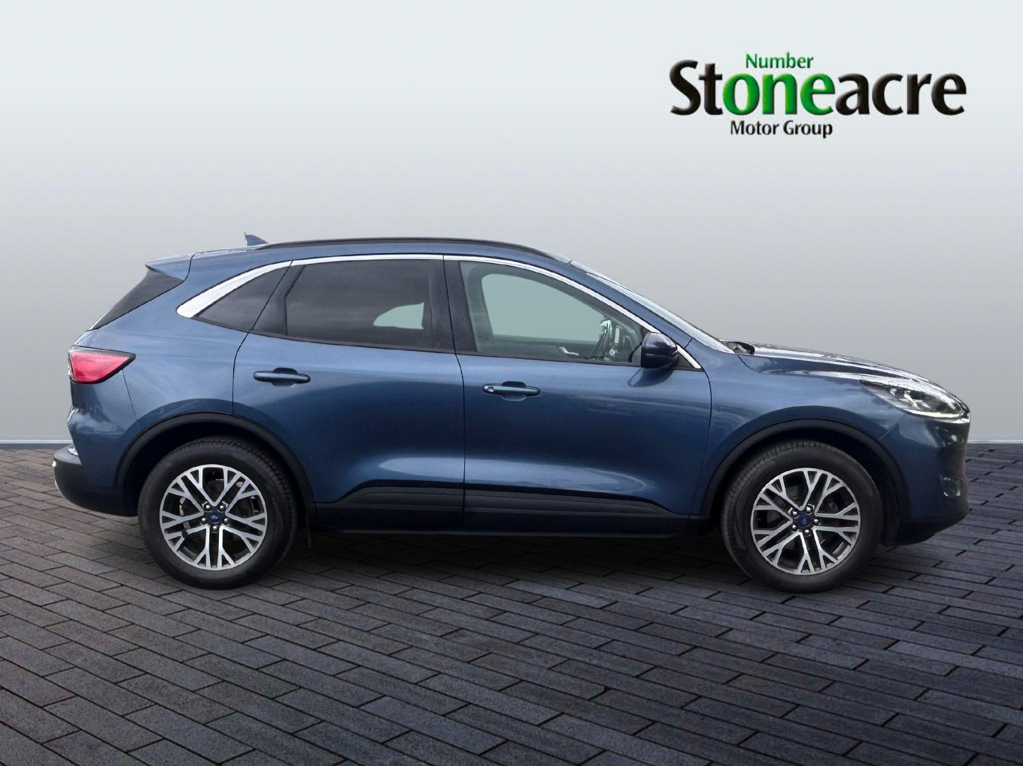 Ford Kuga Image 2