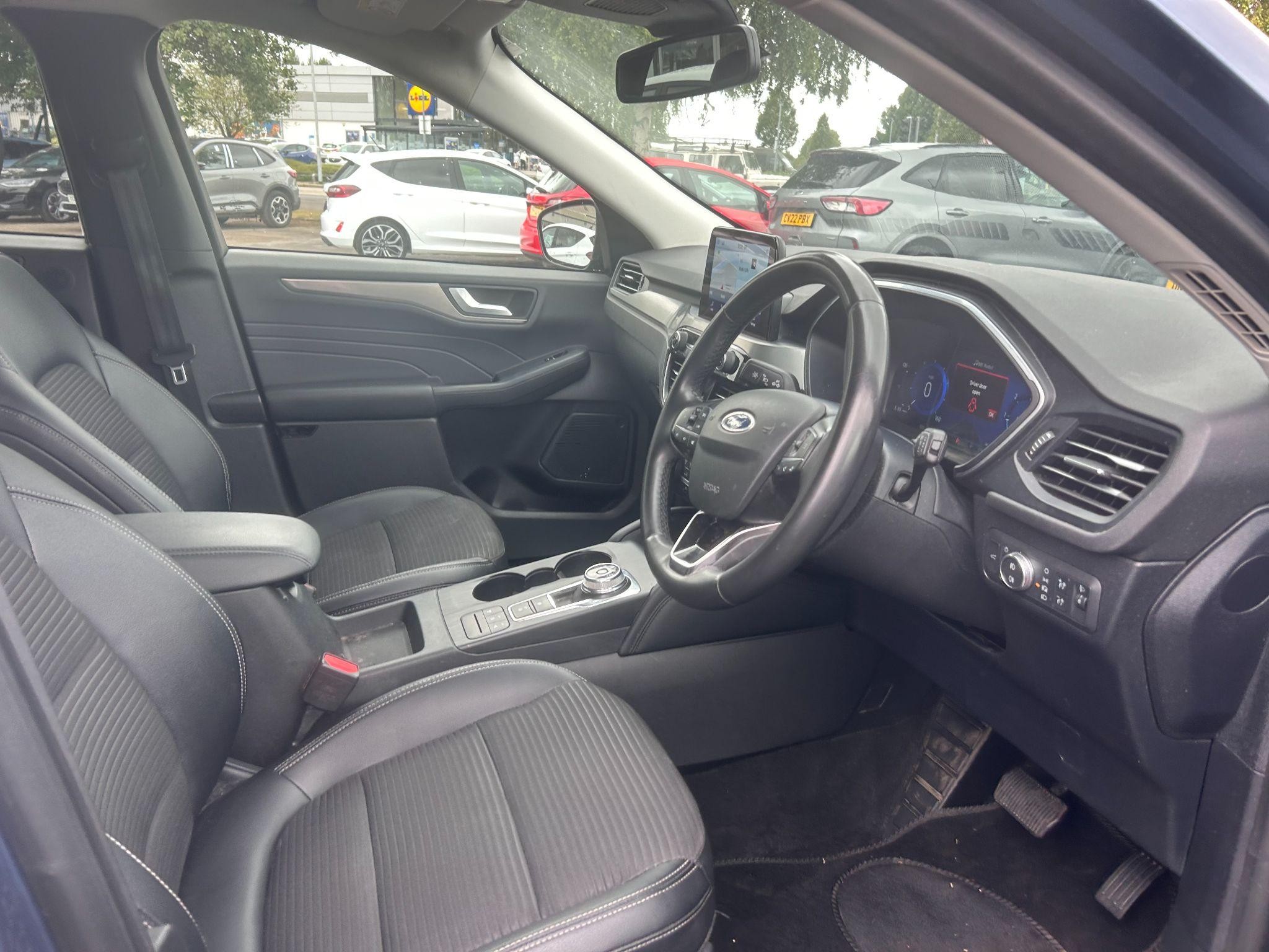Ford Kuga Image 11
