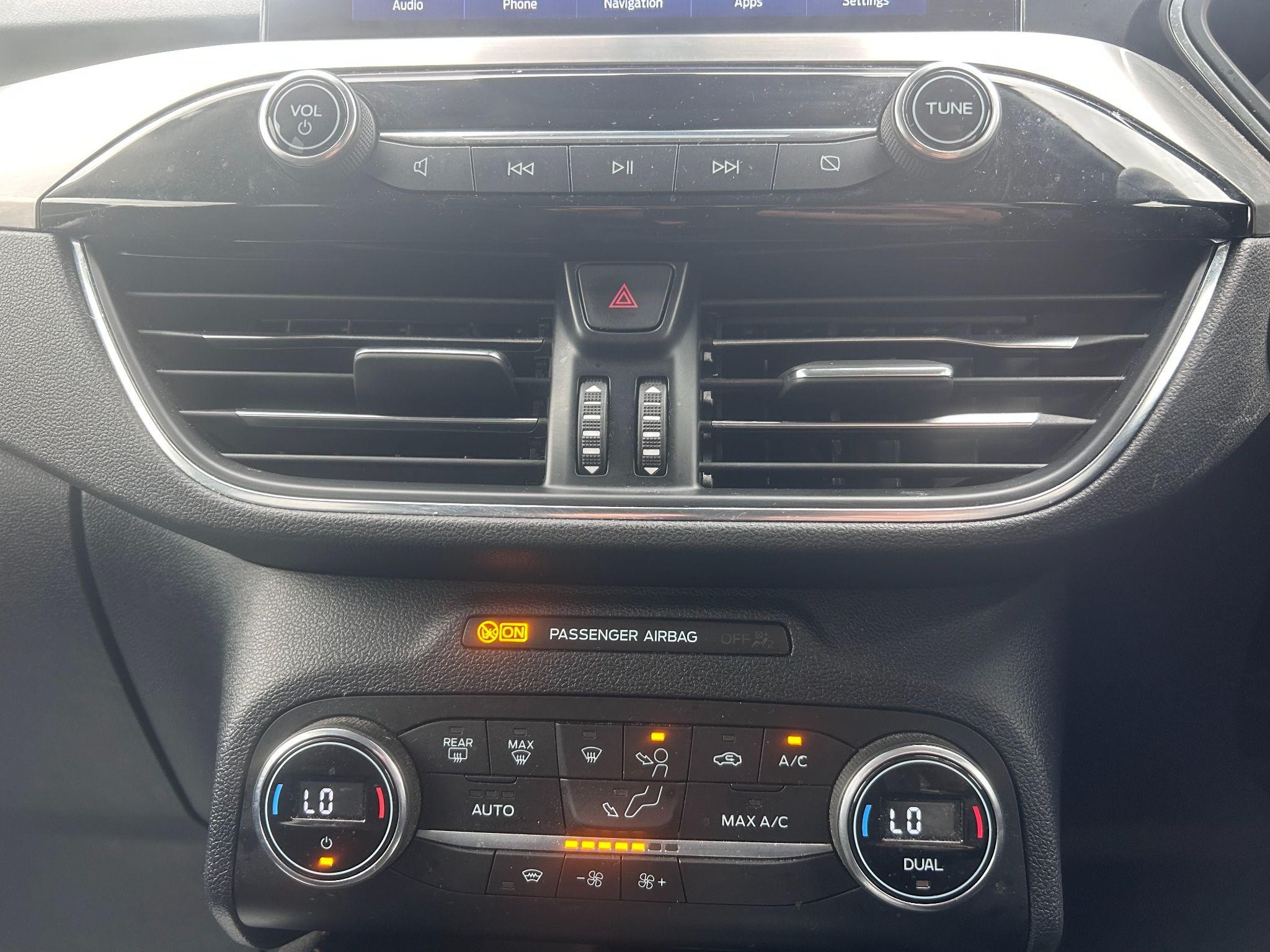Ford Kuga Image 17