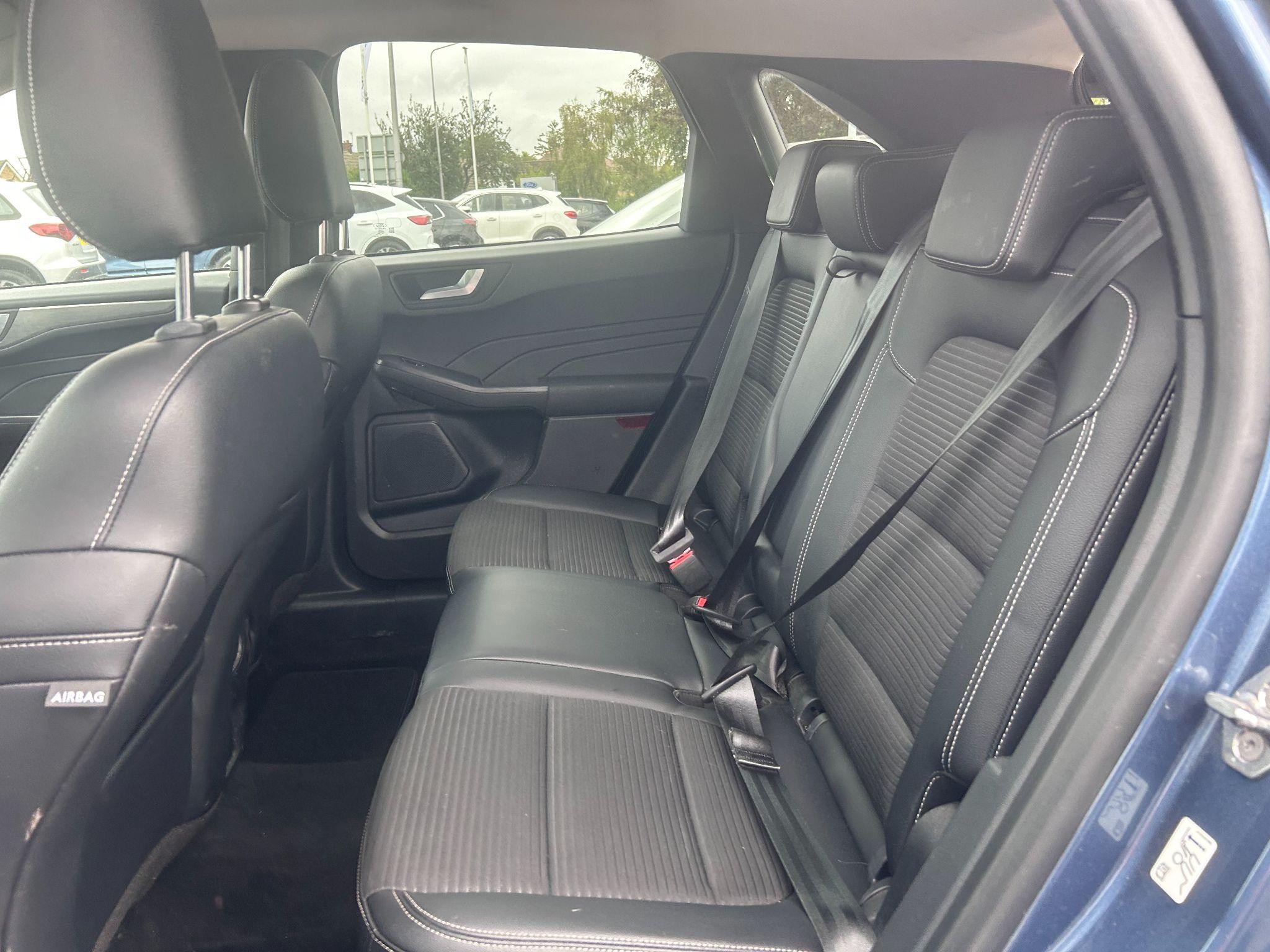 Ford Kuga Image 22