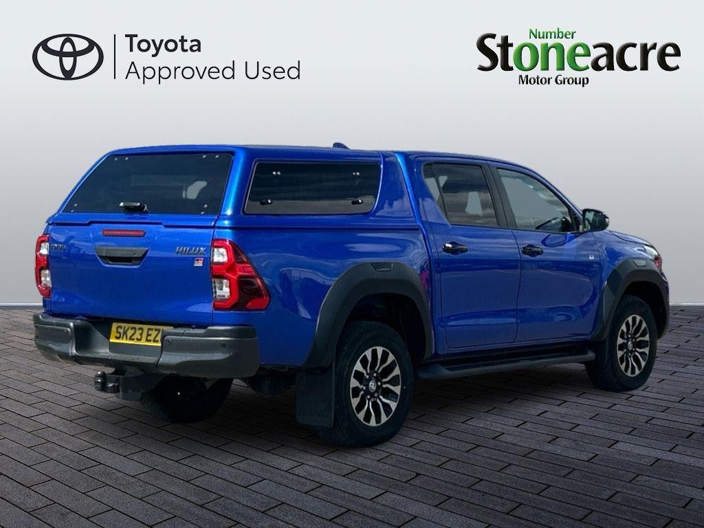 Toyota Hilux Image 5