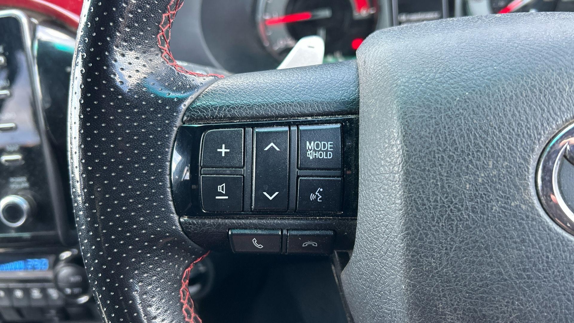Toyota Hilux Image 33