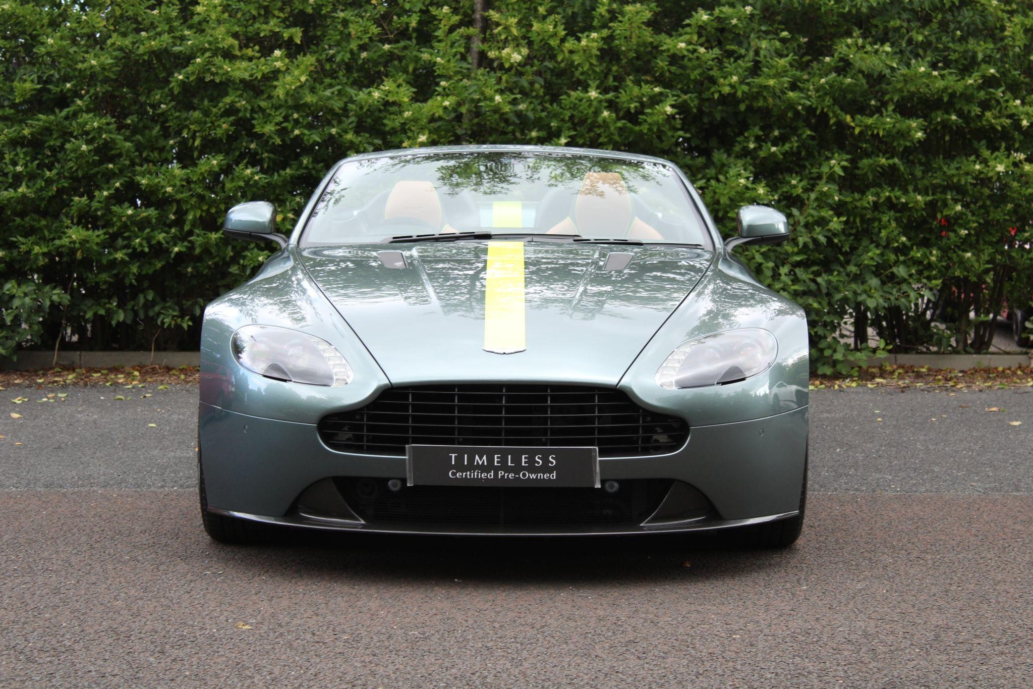 Aston Martin Vantage Image 10