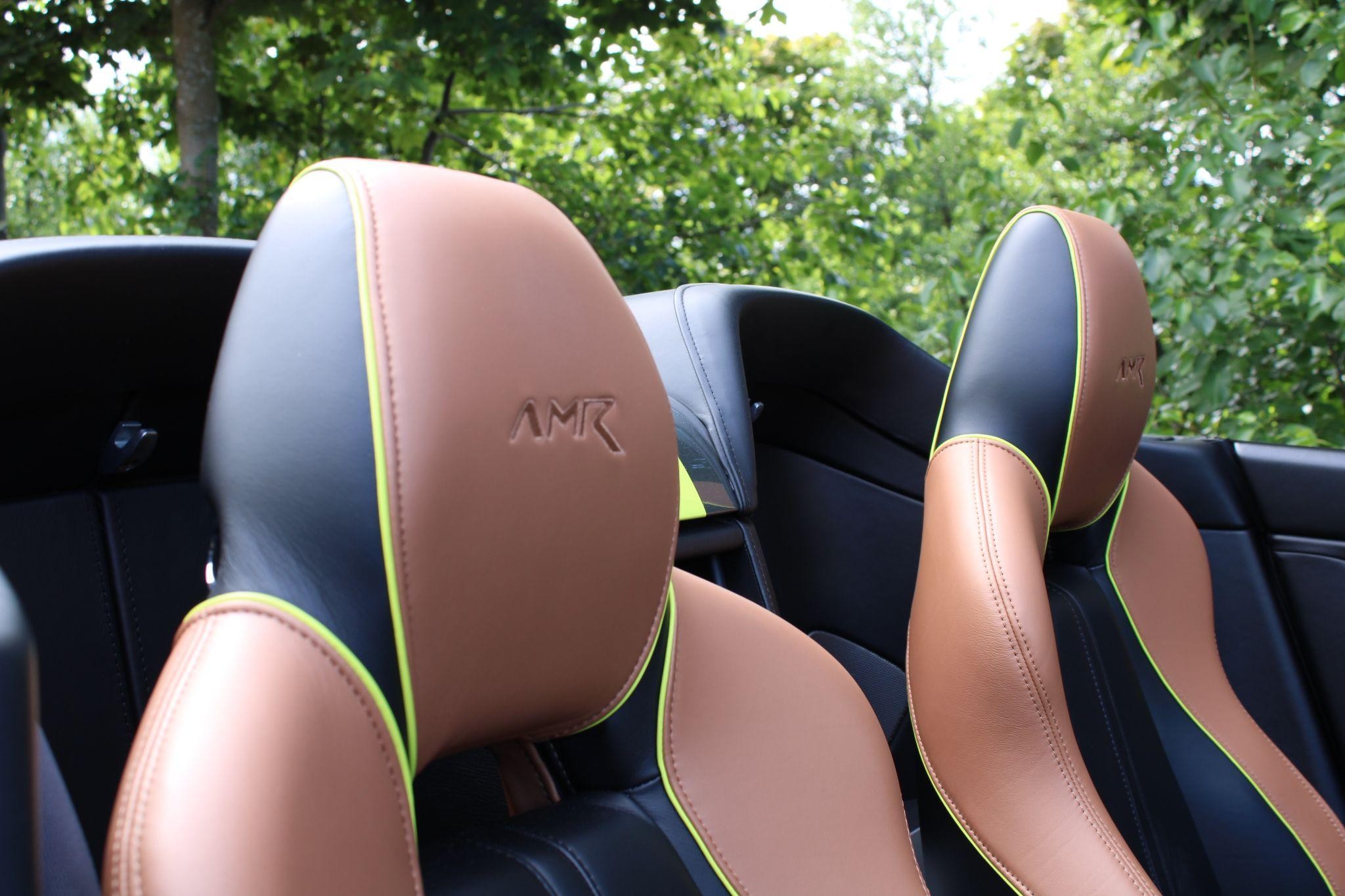 Aston Martin Vantage Image 29