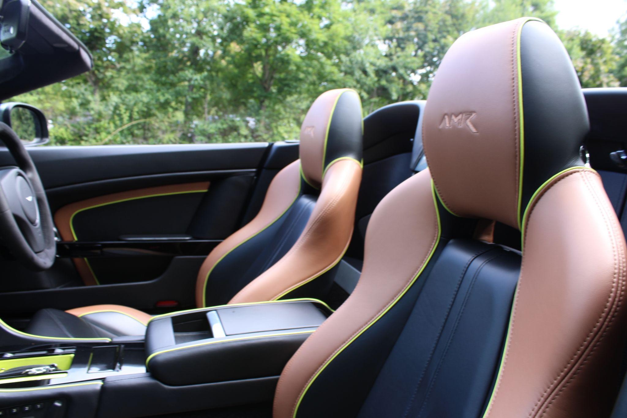 Aston Martin Vantage Image 30