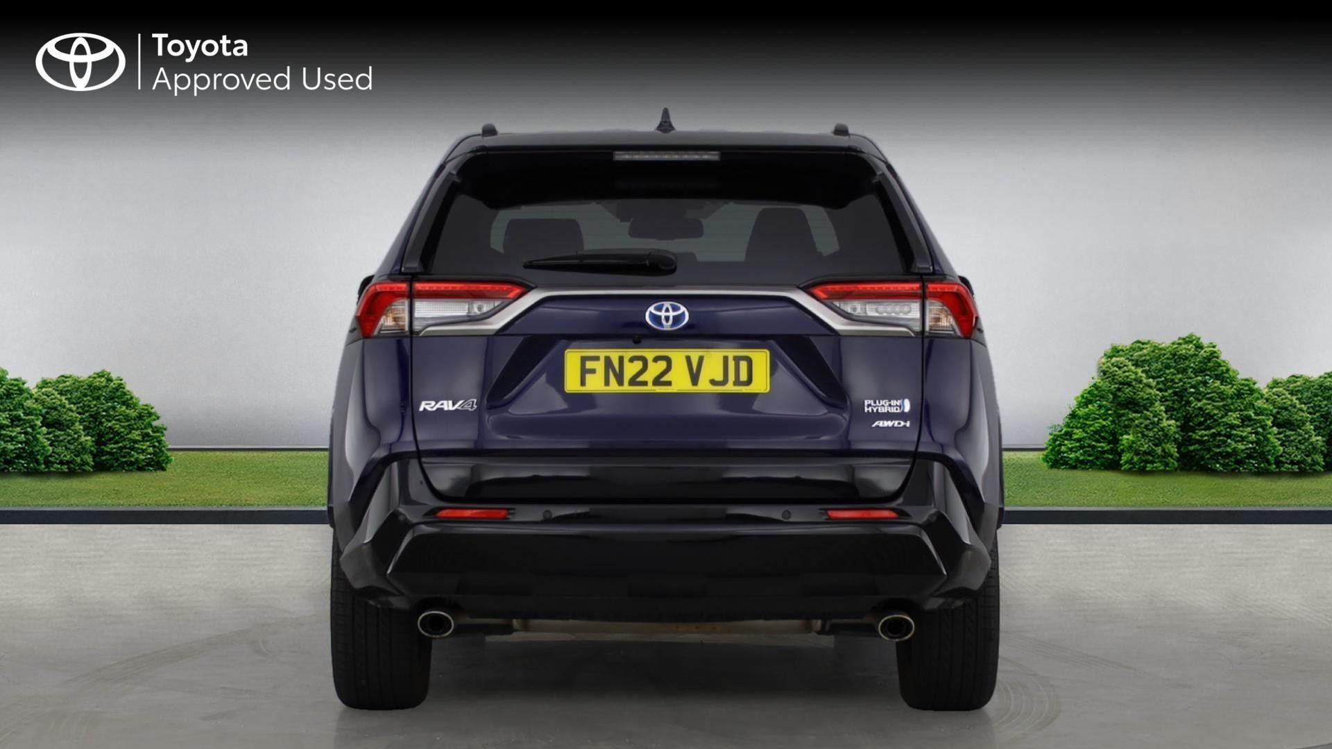 Toyota RAV4 Image 6