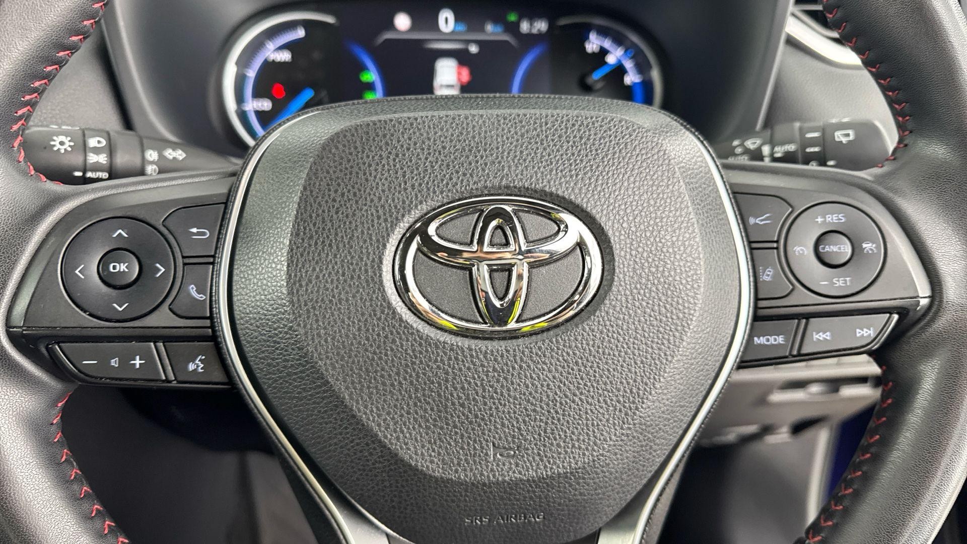 Toyota RAV4 Image 16