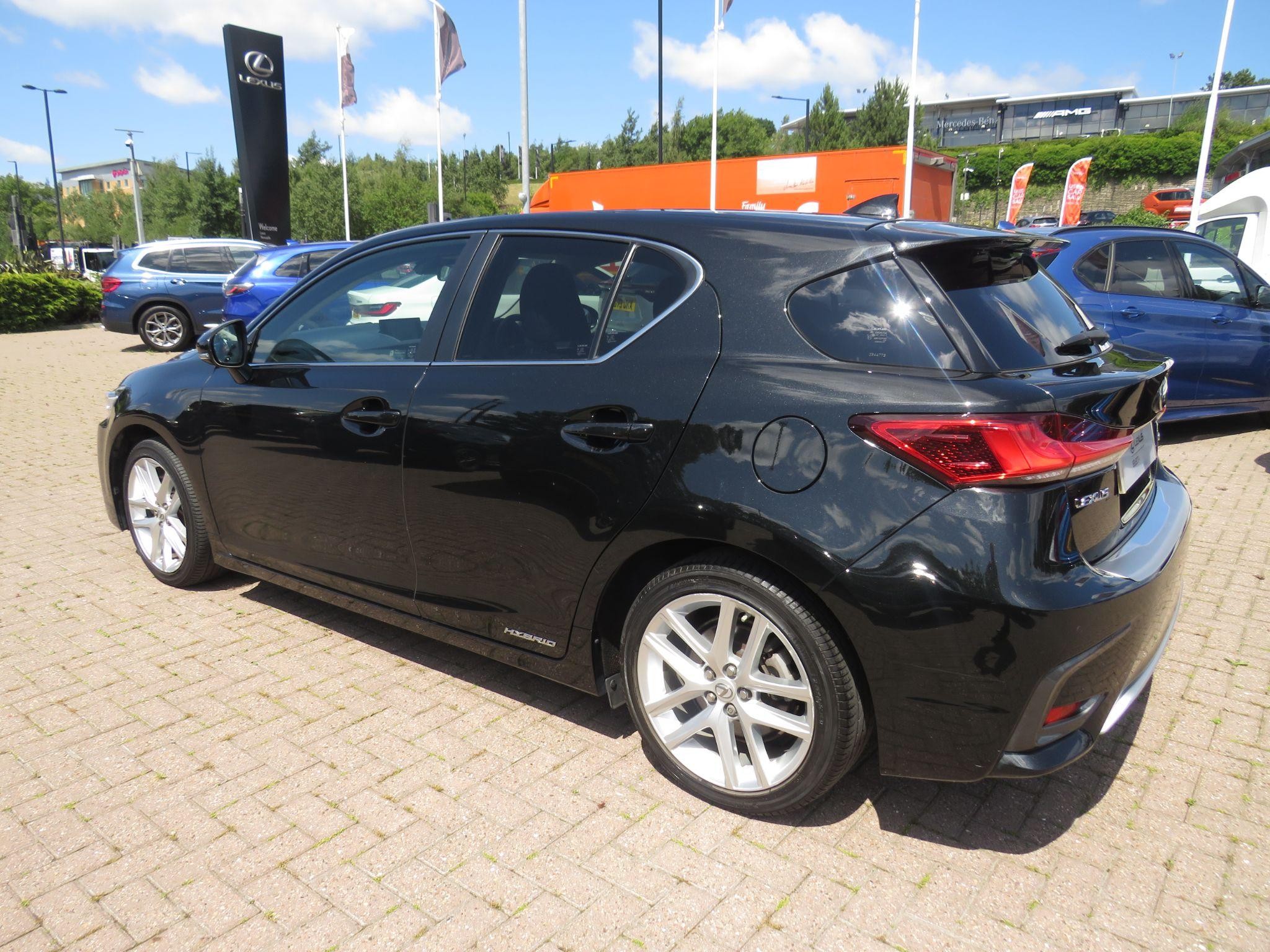 Lexus CT Image 7