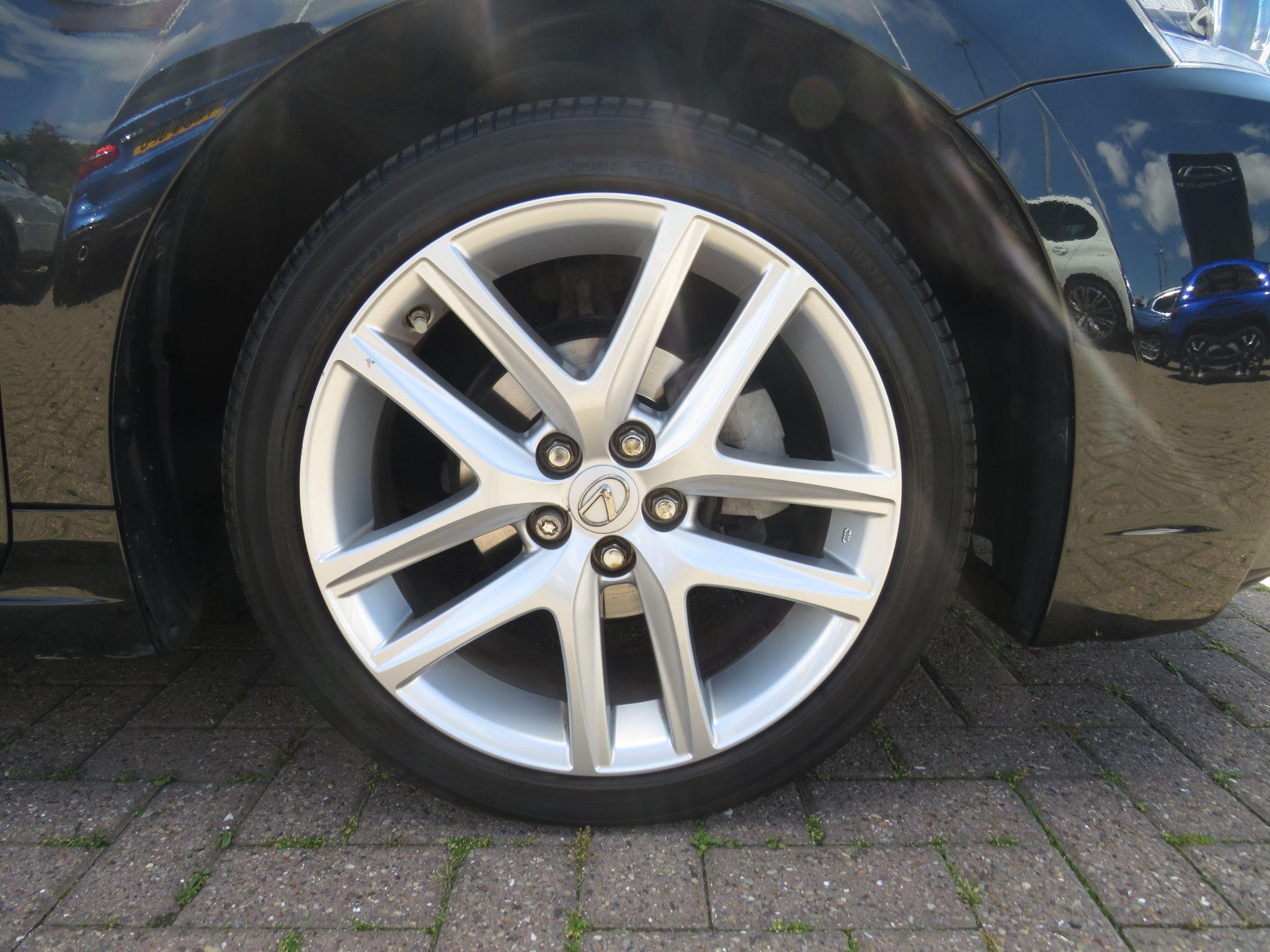 Lexus CT Image 11