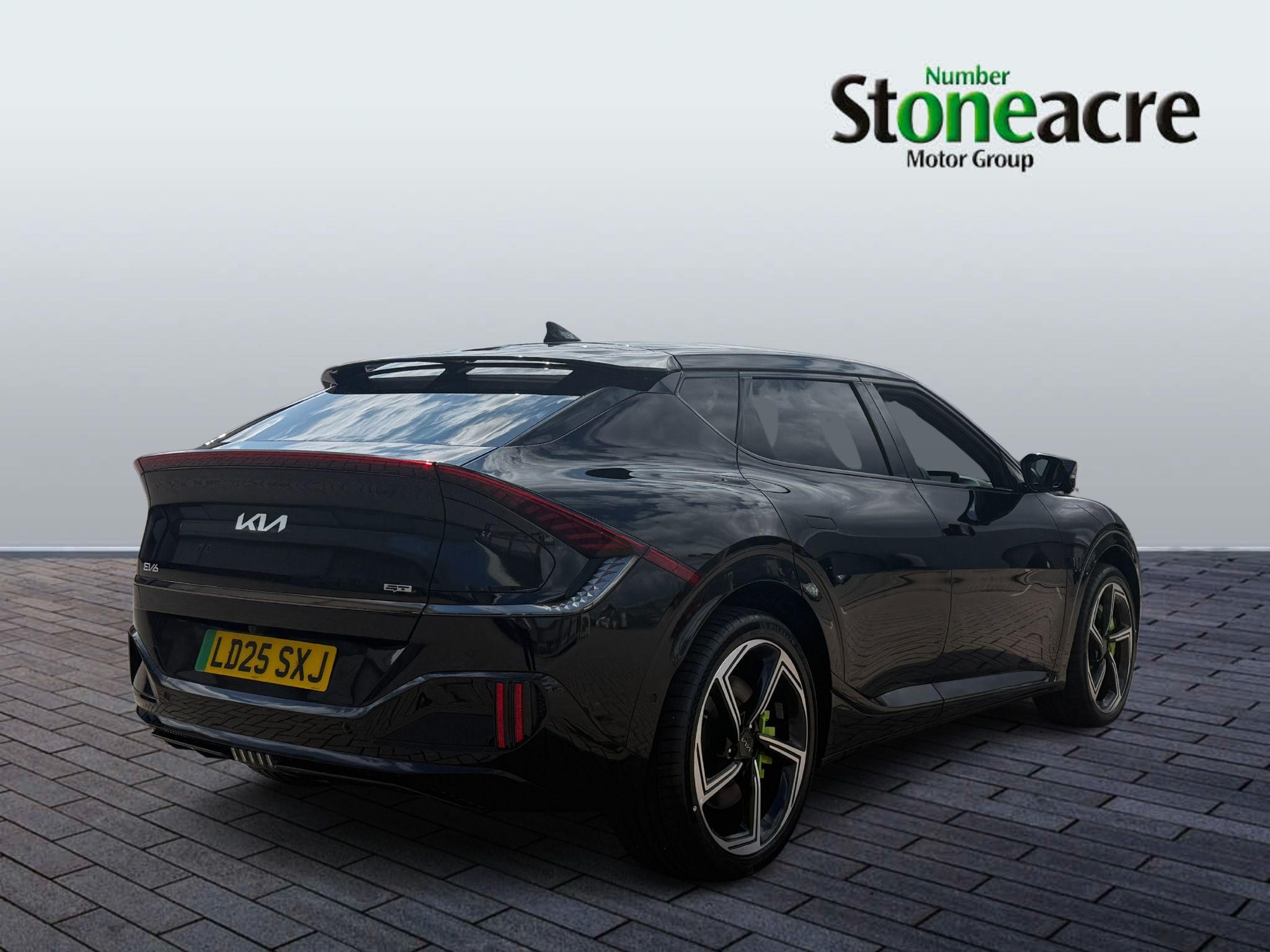 Kia EV6 Image 3